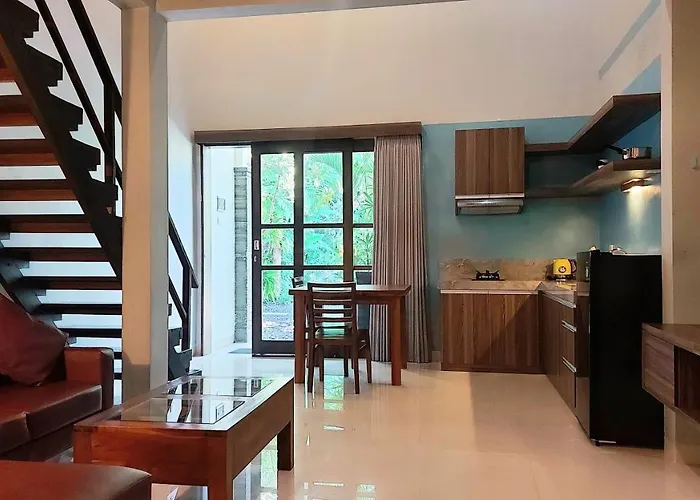 The New Moon 4* Seminyak (Bali)