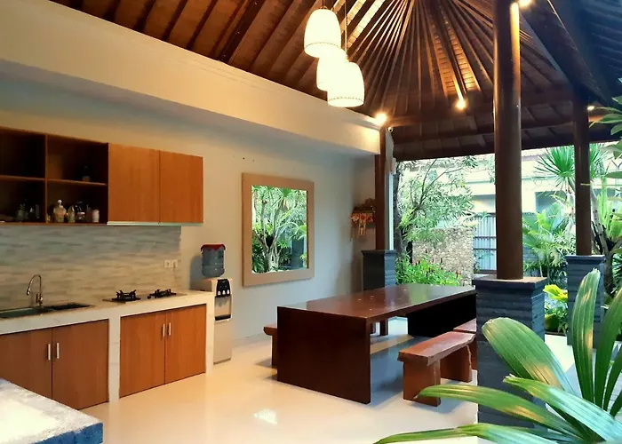 The New Moon 4* Seminyak (Bali)